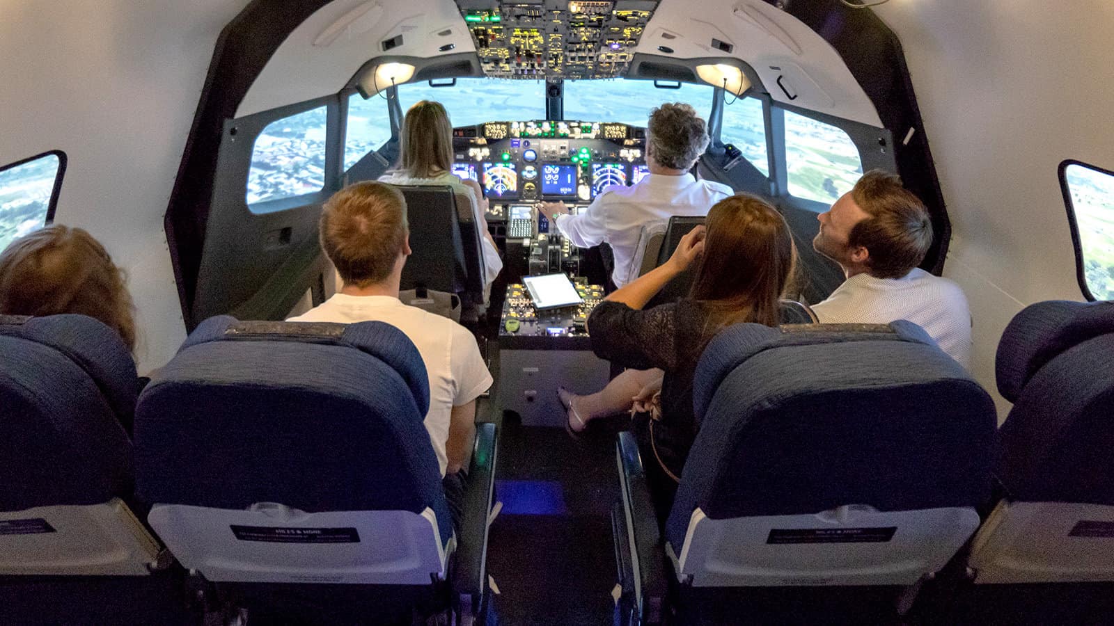 Flight Simulator Based on Boeing 737-800, 30 Minutes - Melbourne -  Adrenaline