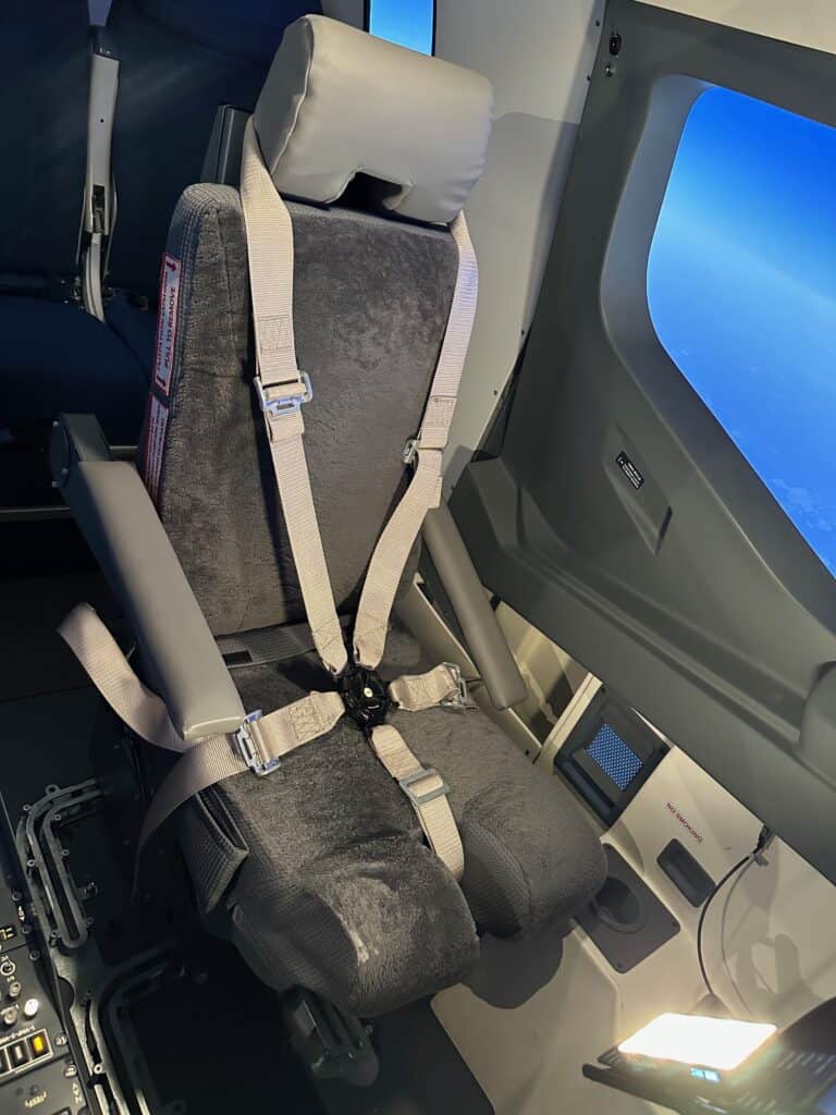 Boeing 737NG Seats – front view